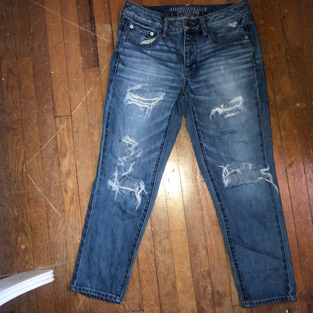 American Eagle Boy Crop Ripped Jeans
